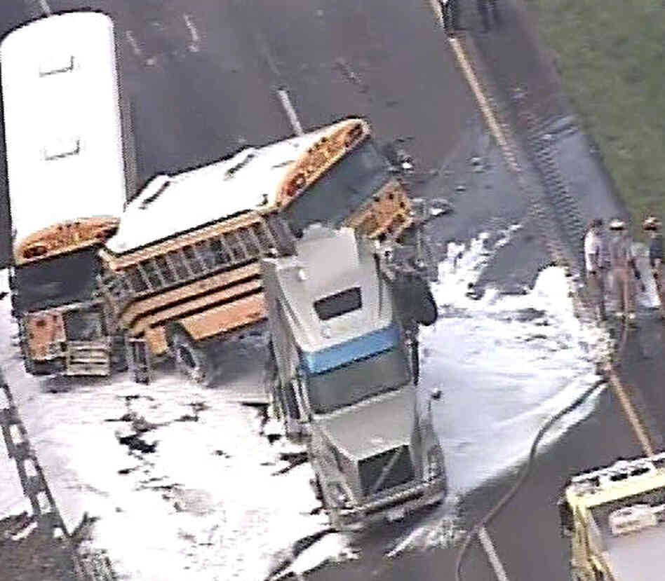 MO schoolbus truck crash MO schoolbus truck crash